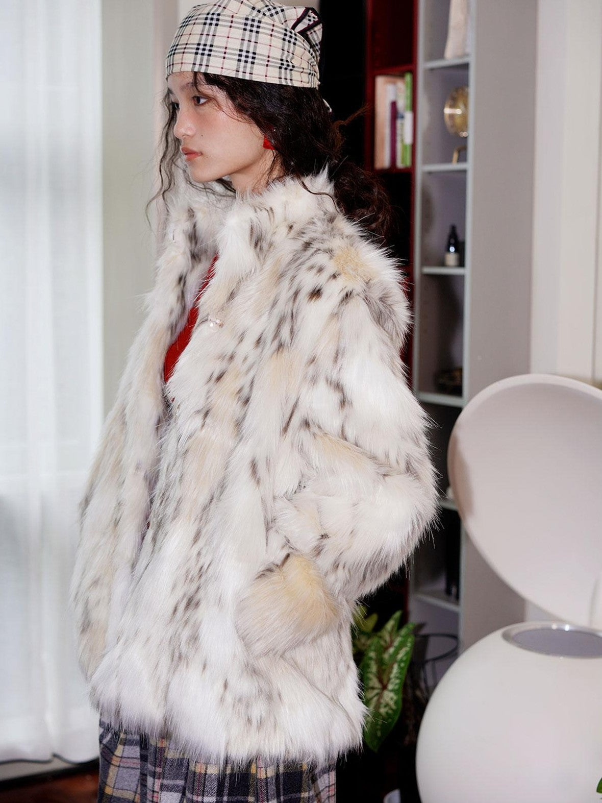 badtaste Plush Faux Bobcat Vintage Short Stand Collar Loose Women's Faux Fur Coats