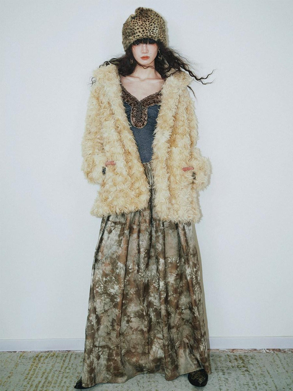 badtaste Plush Rose Rosette Vintage Mid Length Women's Eco Faux Fur Coats