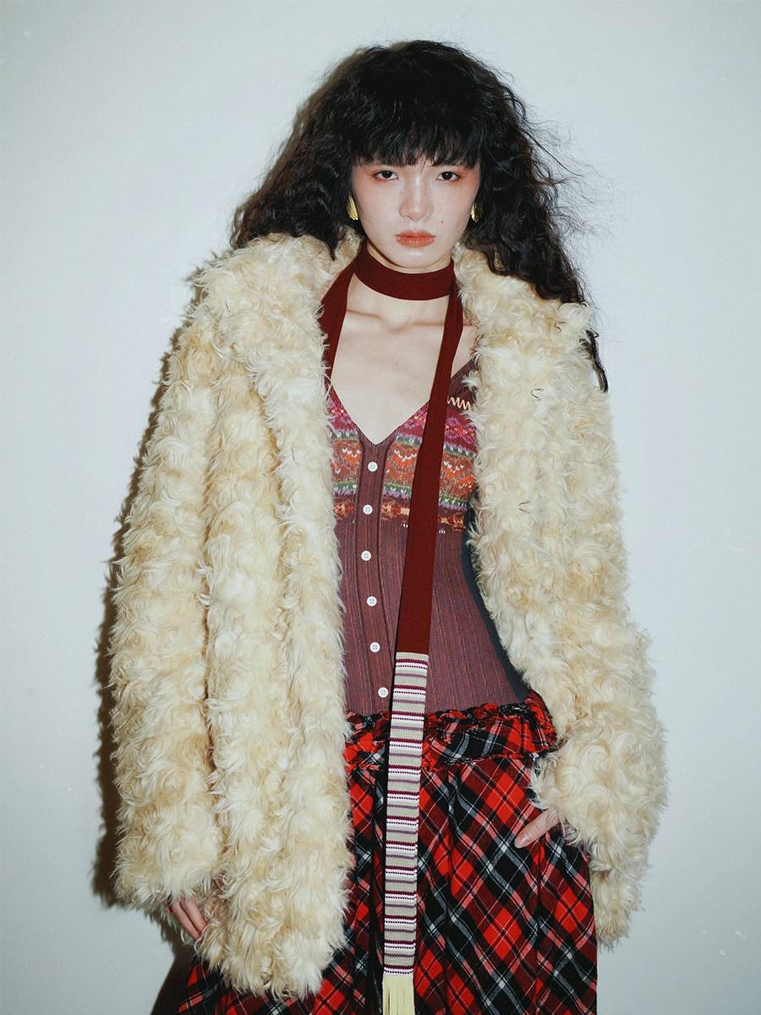 badtaste Plush Rose Rosette Vintage Mid Length Women's Eco Faux Fur Coats