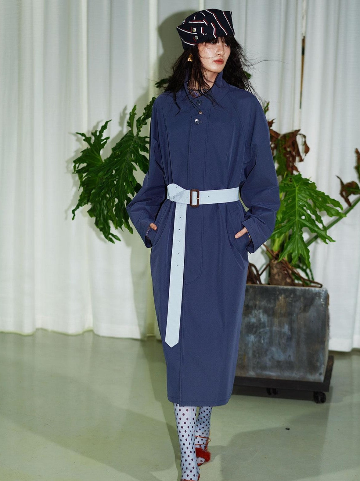 Retro British Stand Collar Zipper Straight Women's Long Coats