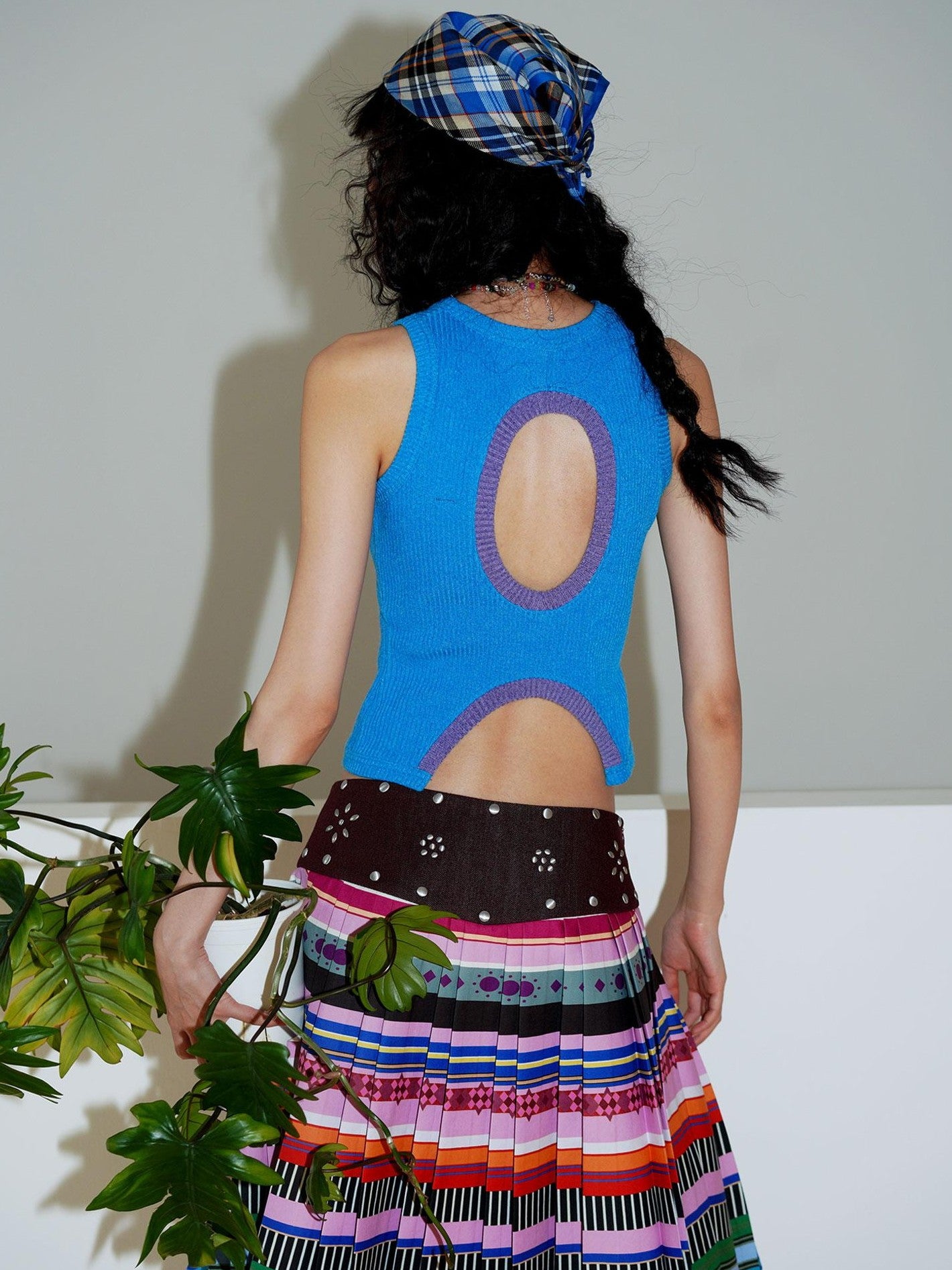 badtaste Rhinestone Cutout Open Back Slim Solid Knit Women's Tank Tops