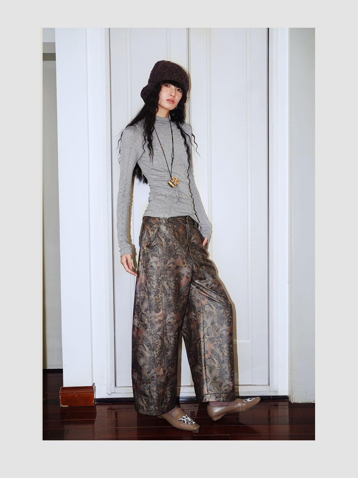 badtaste Shiny Paisley Print Loose Fit Women's Faux Leather Straight-leg Pants
