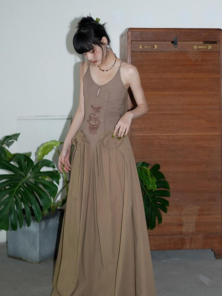 badtaste Solid Embroidered Tailored Waist Cinched Flared Women's Slip Maxi Dresses