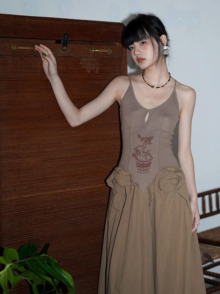 badtaste Solid Embroidered Tailored Waist Cinched Flared Women's Slip Maxi Dresses
