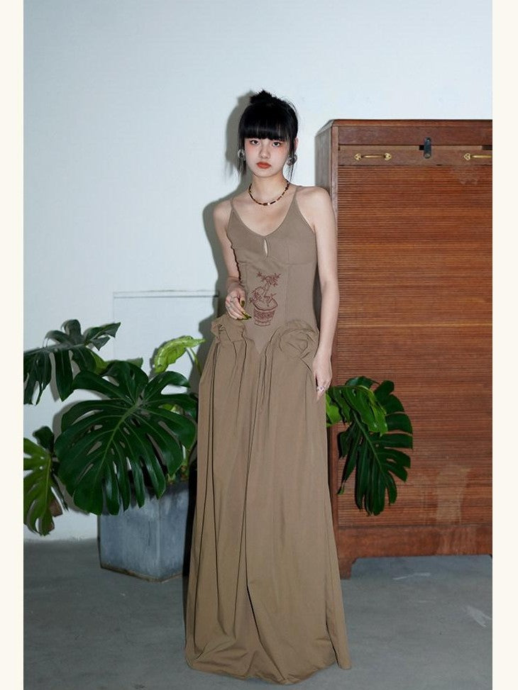 badtaste Solid Embroidered Tailored Waist Cinched Flared Women's Slip Maxi Dresses