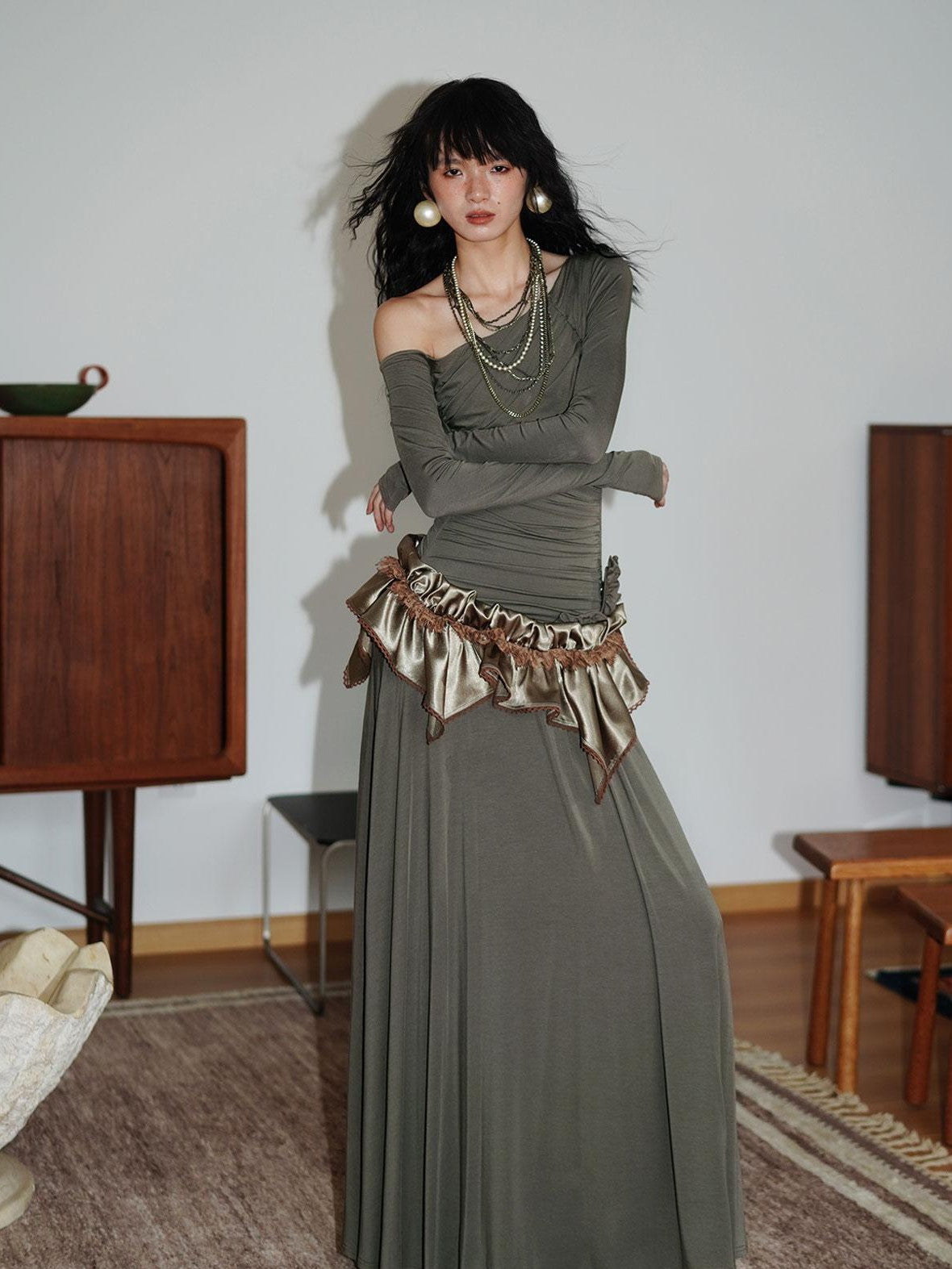 badtaste Solid Subtle Sheen Satin Asymmetric Low Waist Women's Silk Loose Midi Skirts