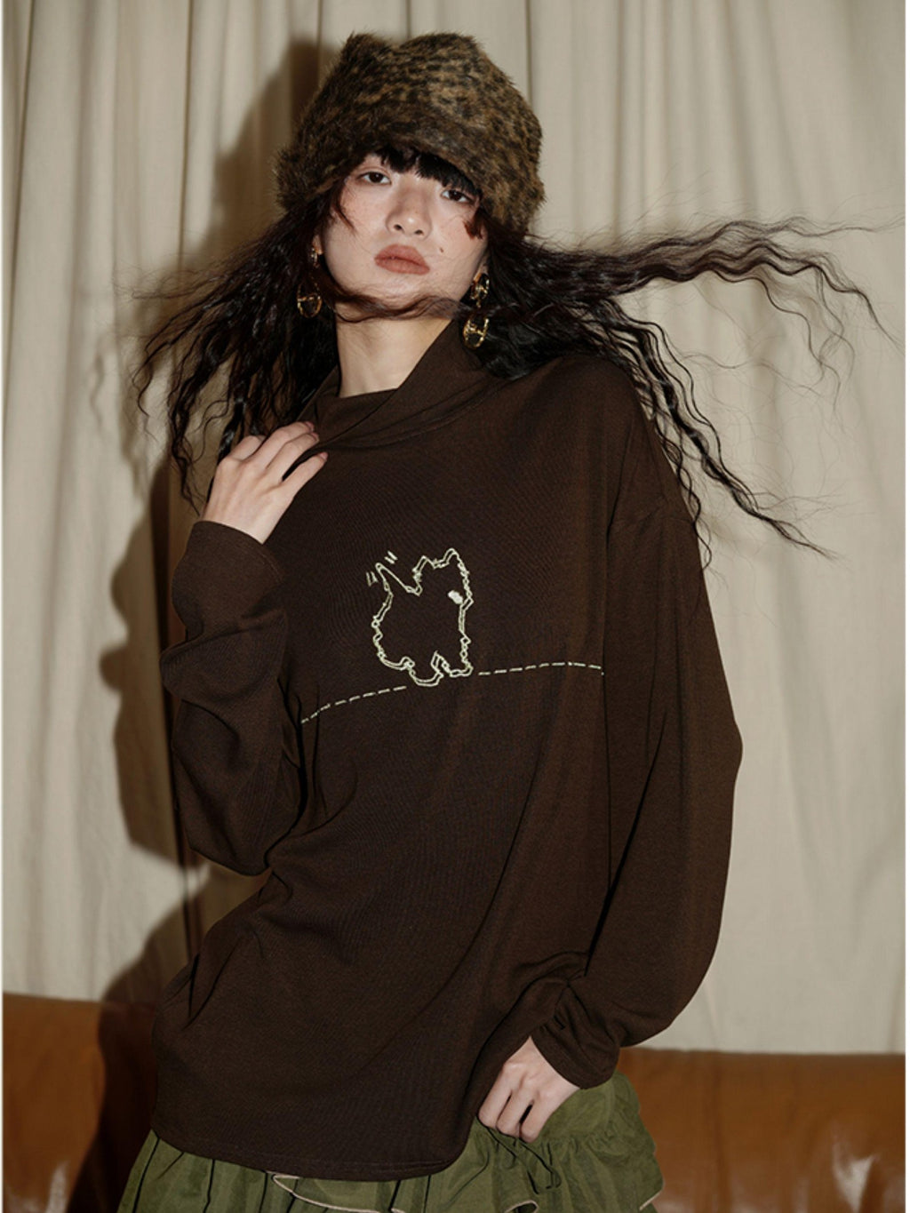badtaste Solid West Highland Terrier Embroidered Oversized Women's Pullover Sweaters