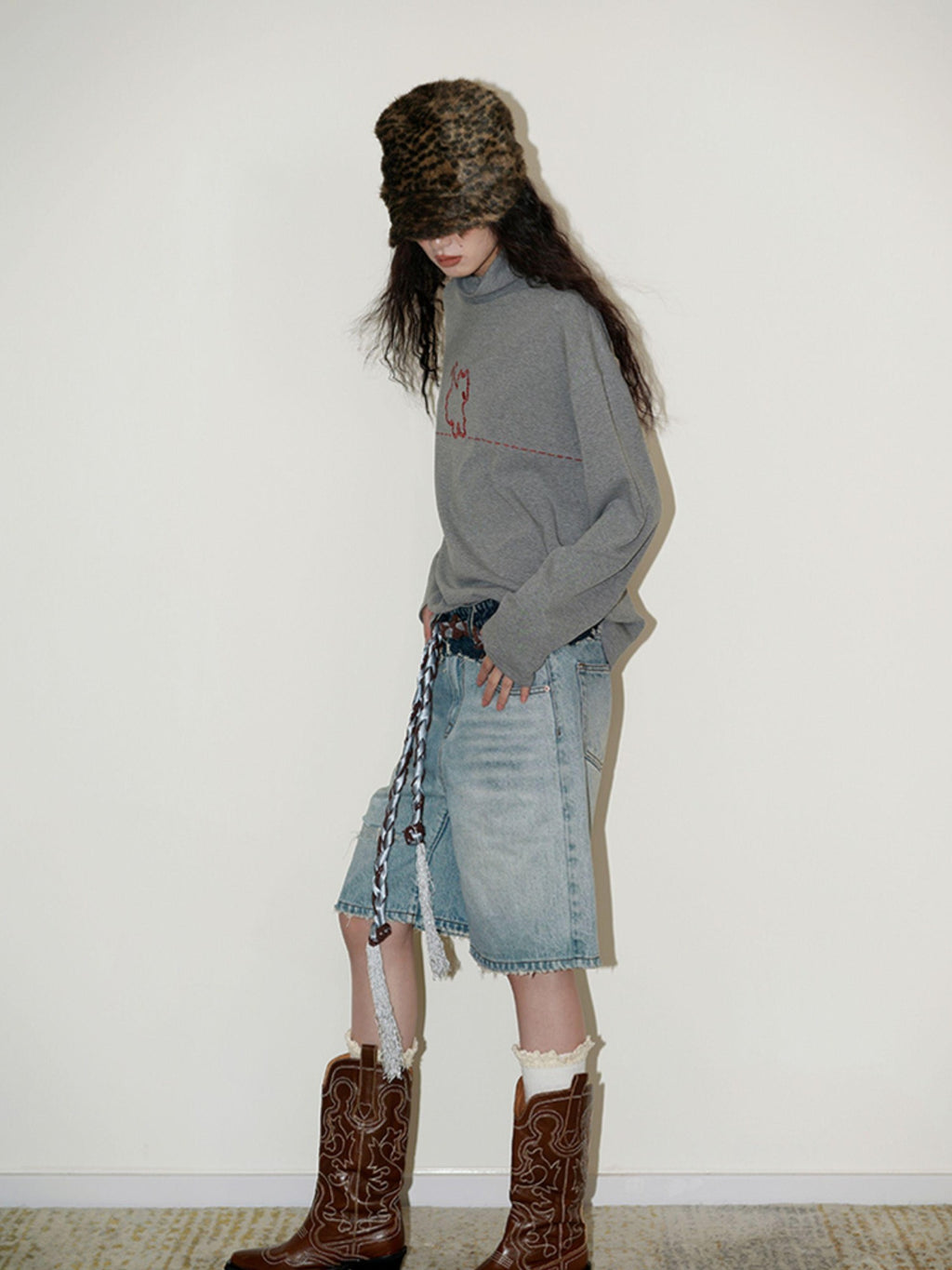 badtaste Solid West Highland Terrier Embroidered Oversized Women's Pullover Sweaters
