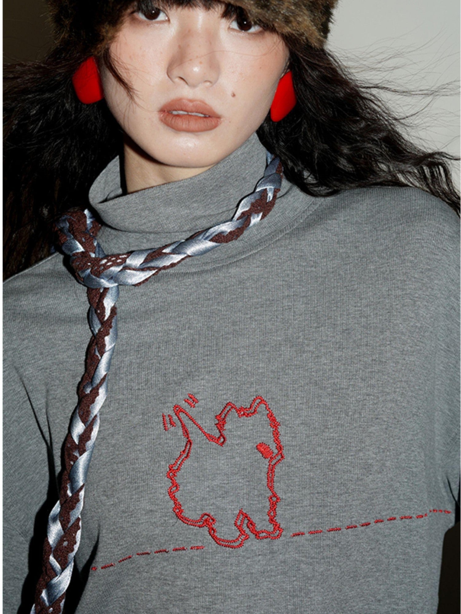 badtaste Solid West Highland Terrier Embroidered Oversized Women's Pullover Sweaters