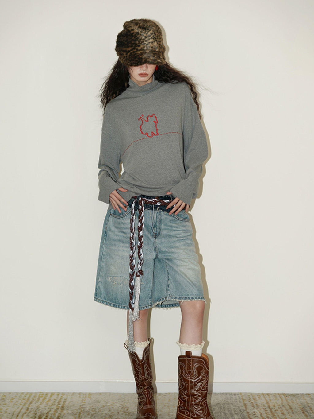 badtaste Solid West Highland Terrier Embroidered Oversized Women's Pullover Sweaters