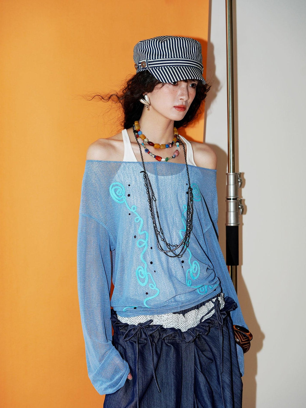 badtaste Textured Sheer Embroidered Rhinestone Floral Women's Mesh Long Sleeve T-shirts