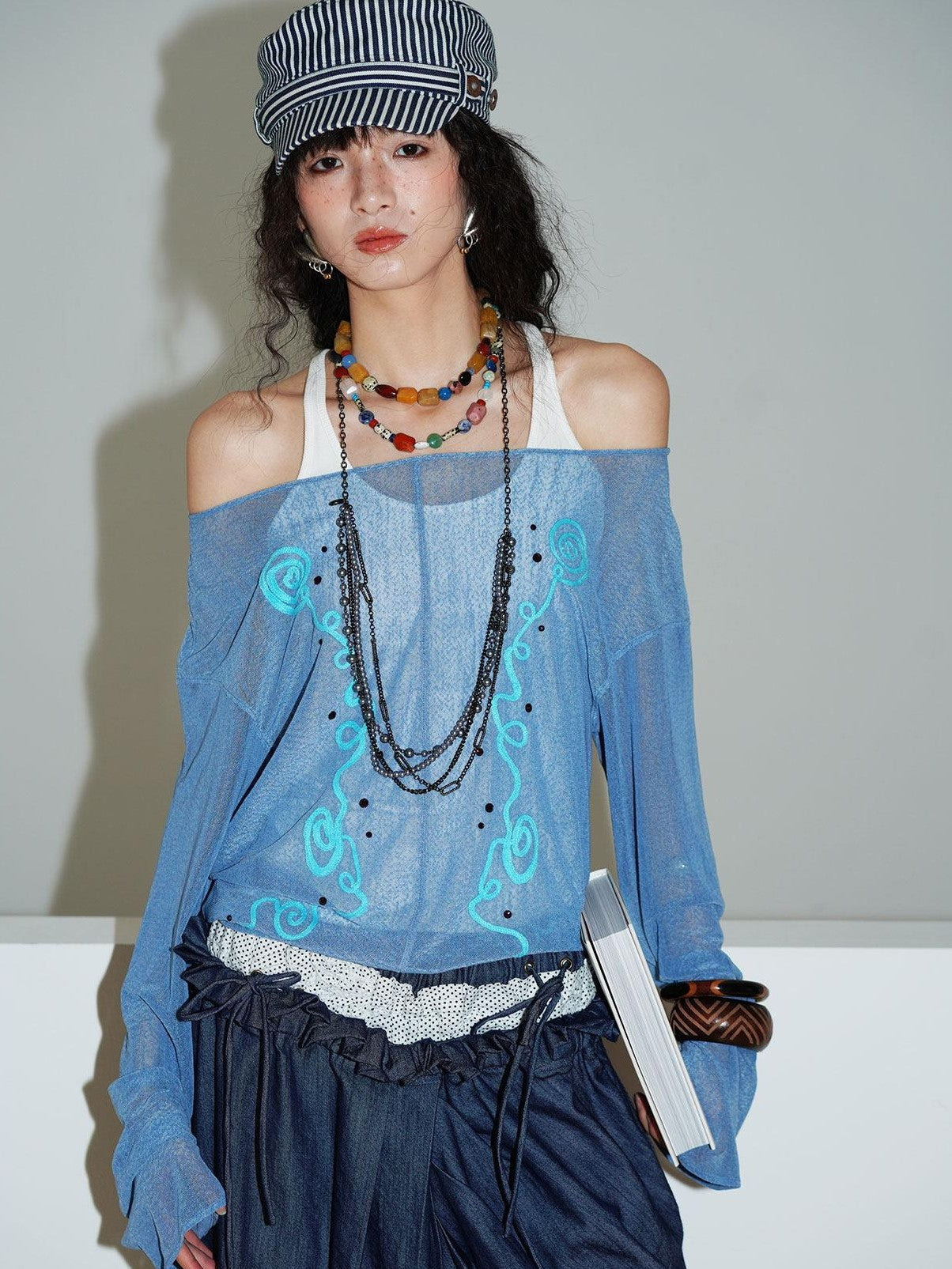 badtaste Textured Sheer Embroidered Rhinestone Floral Women's Mesh Long Sleeve T-shirts