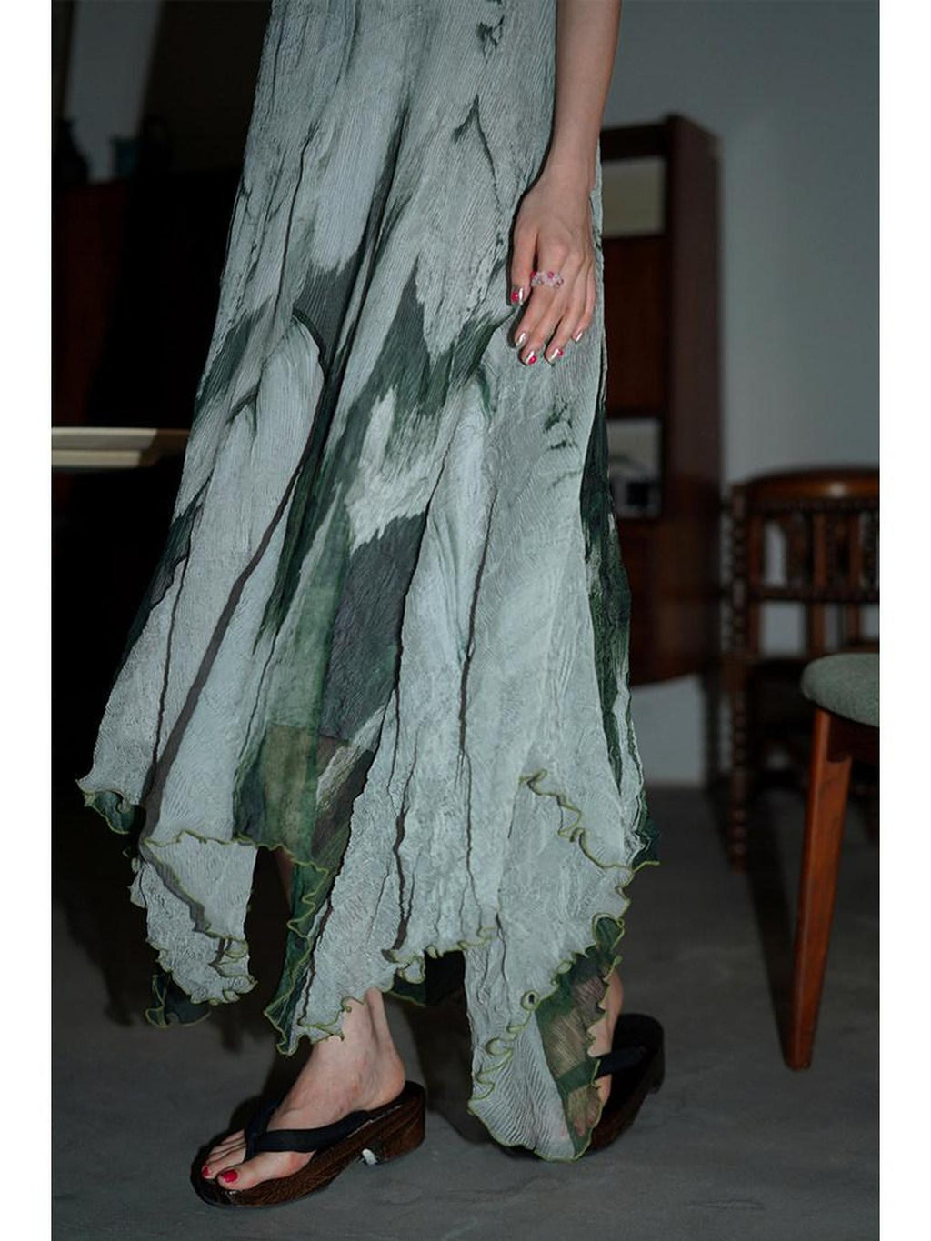 badtaste Tie Dye Gradient Pleated Irregular Hem Spaghetti Strap Women's Slip Maxi Dresses