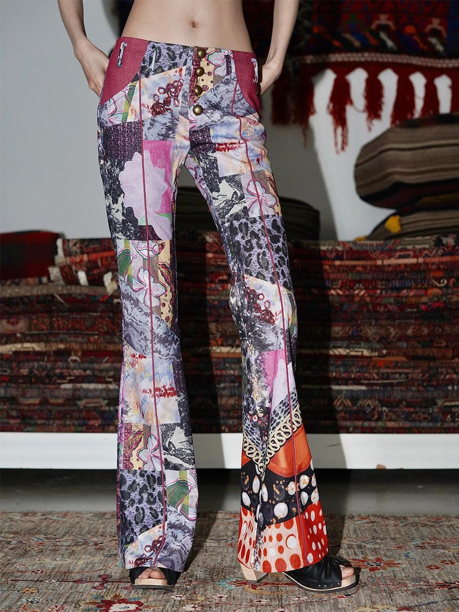 badtaste Vintage Chinese Print Slim Low Waist Micro Flare Women's Lightweight Flare Pants