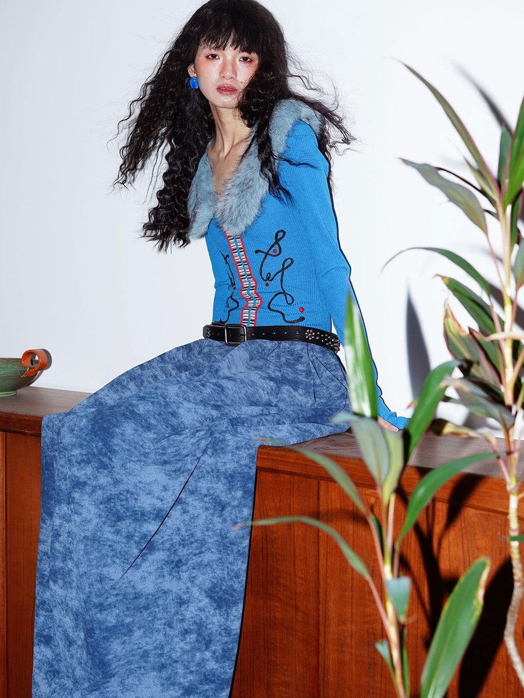 badtaste Vintage Embroidered Detachable Fur Collar V-neck Women's Casual Maxi Dresses