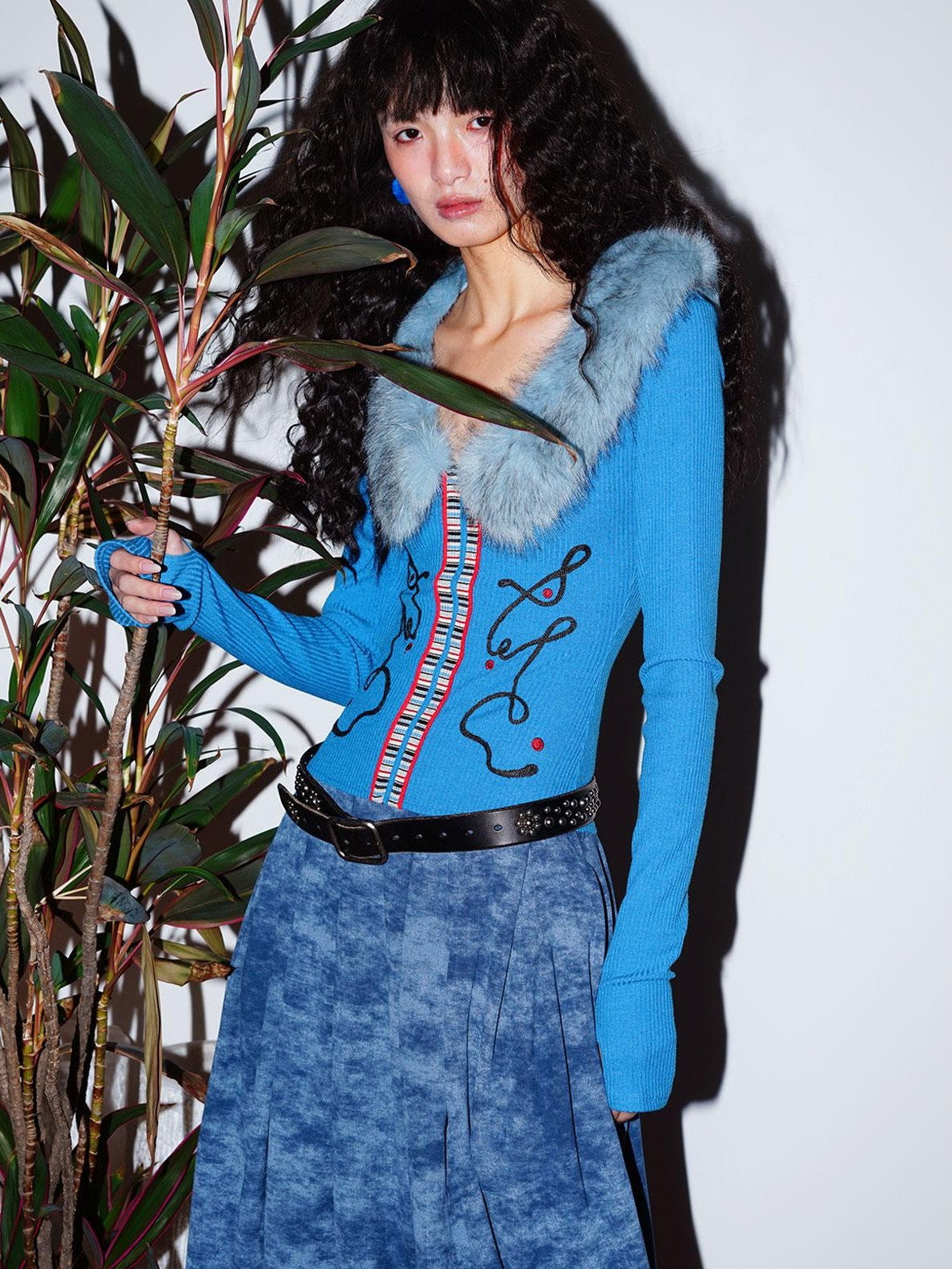 badtaste Vintage Embroidered Detachable Fur Collar V-neck Women's Casual Maxi Dresses