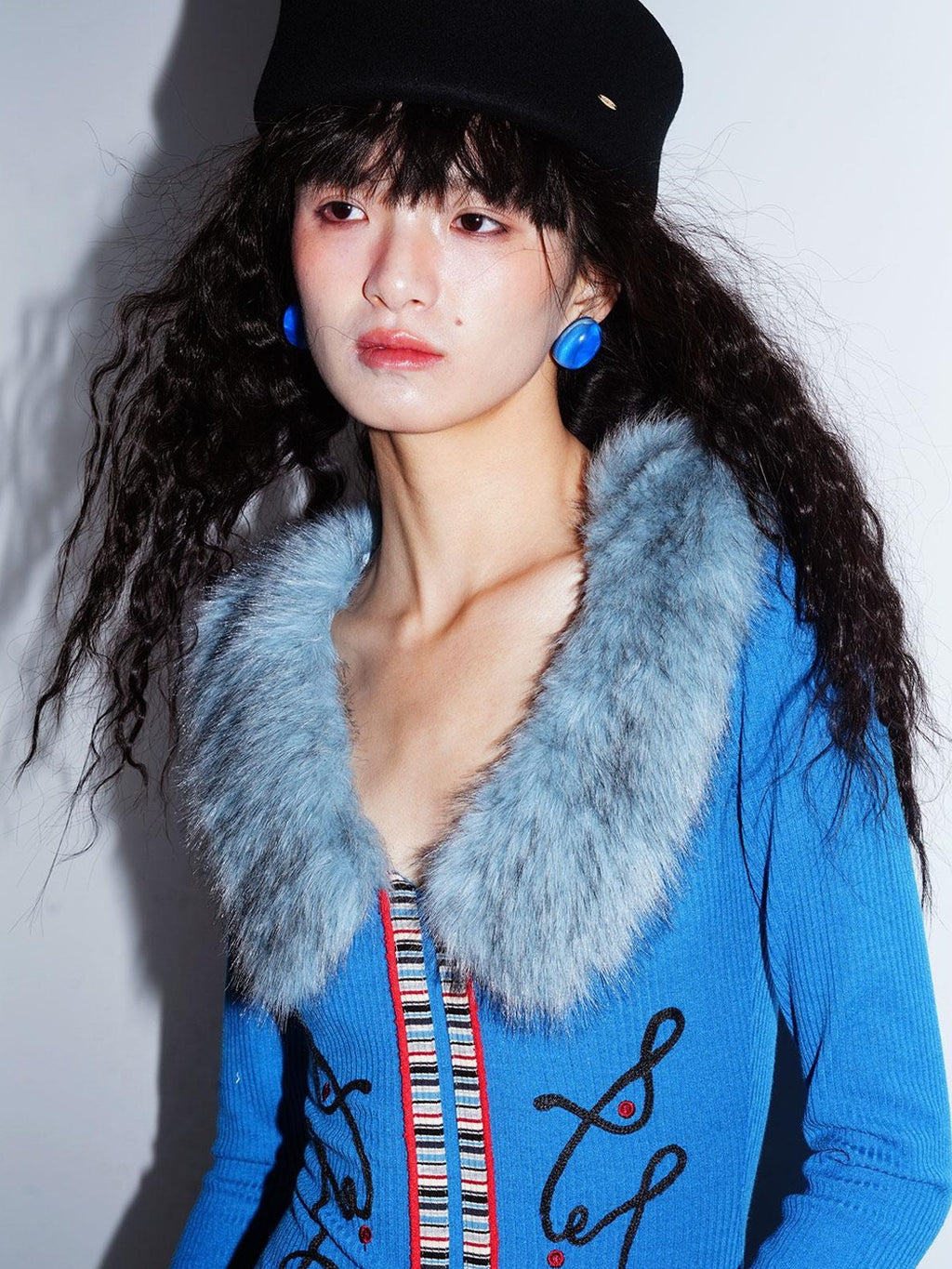 badtaste Vintage Embroidered Detachable Fur Collar V-neck Women's Casual Maxi Dresses