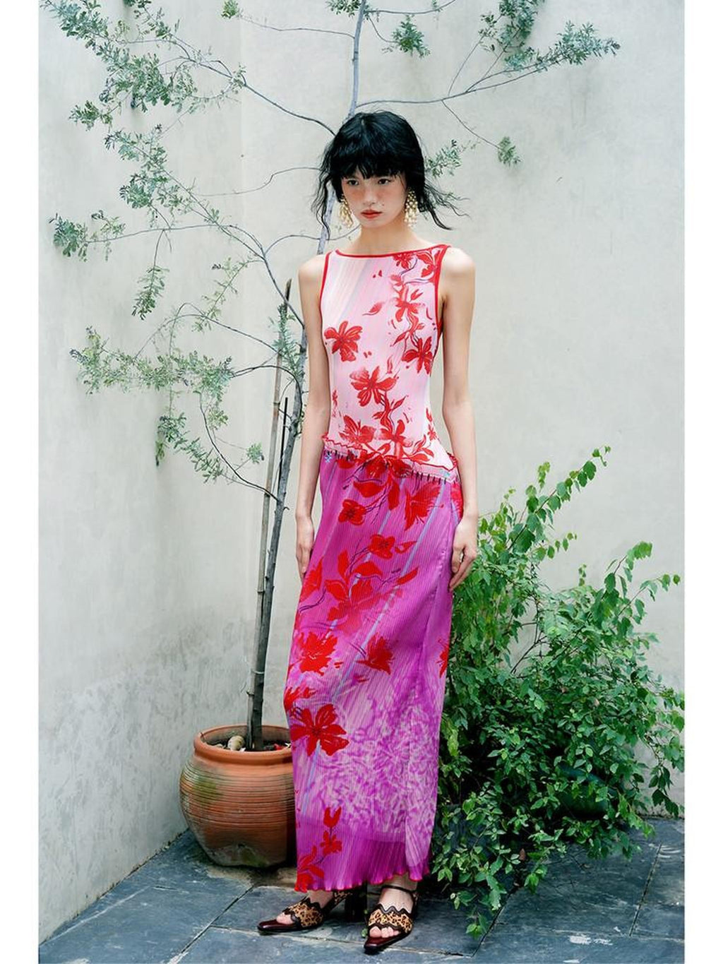 badtaste Vintage Print Pleated Open Back Women's Stretch Knit Casual Maxi Dresses