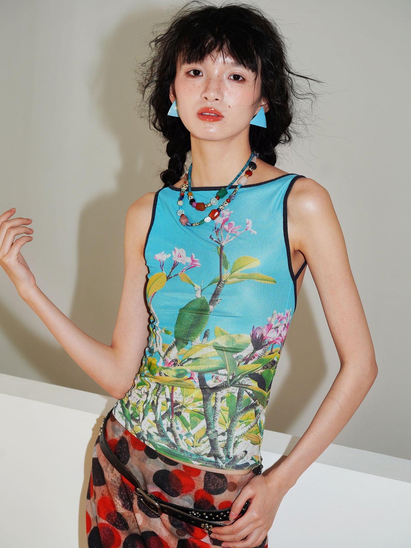 badtaste Western Chinese Printed Square Neck Backless Slim Women's Mesh Tank Tops