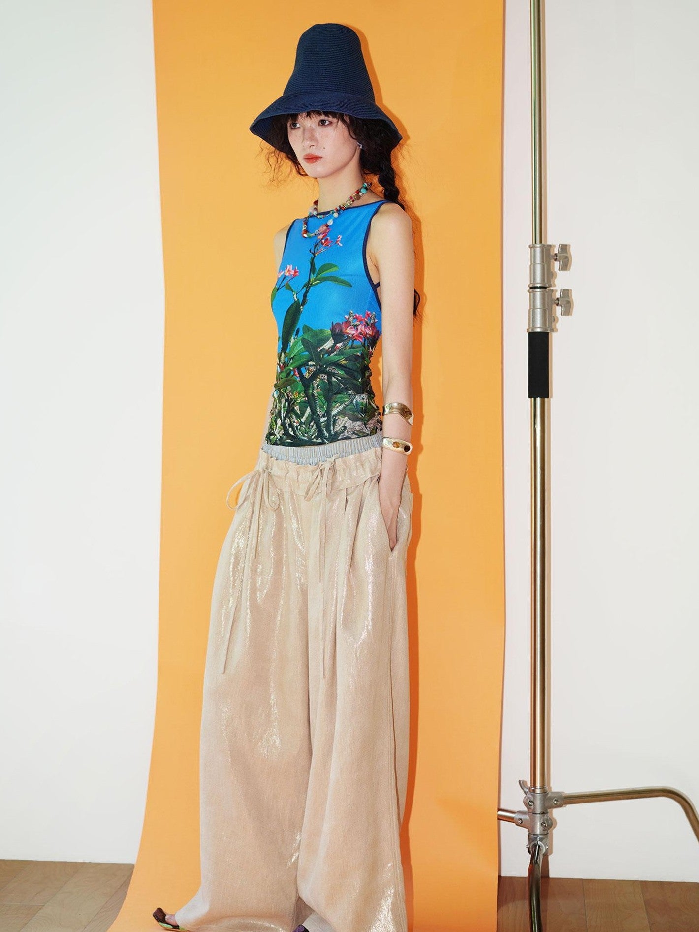 badtaste Western Chinese Printed Square Neck Backless Slim Women's Mesh Tank Tops