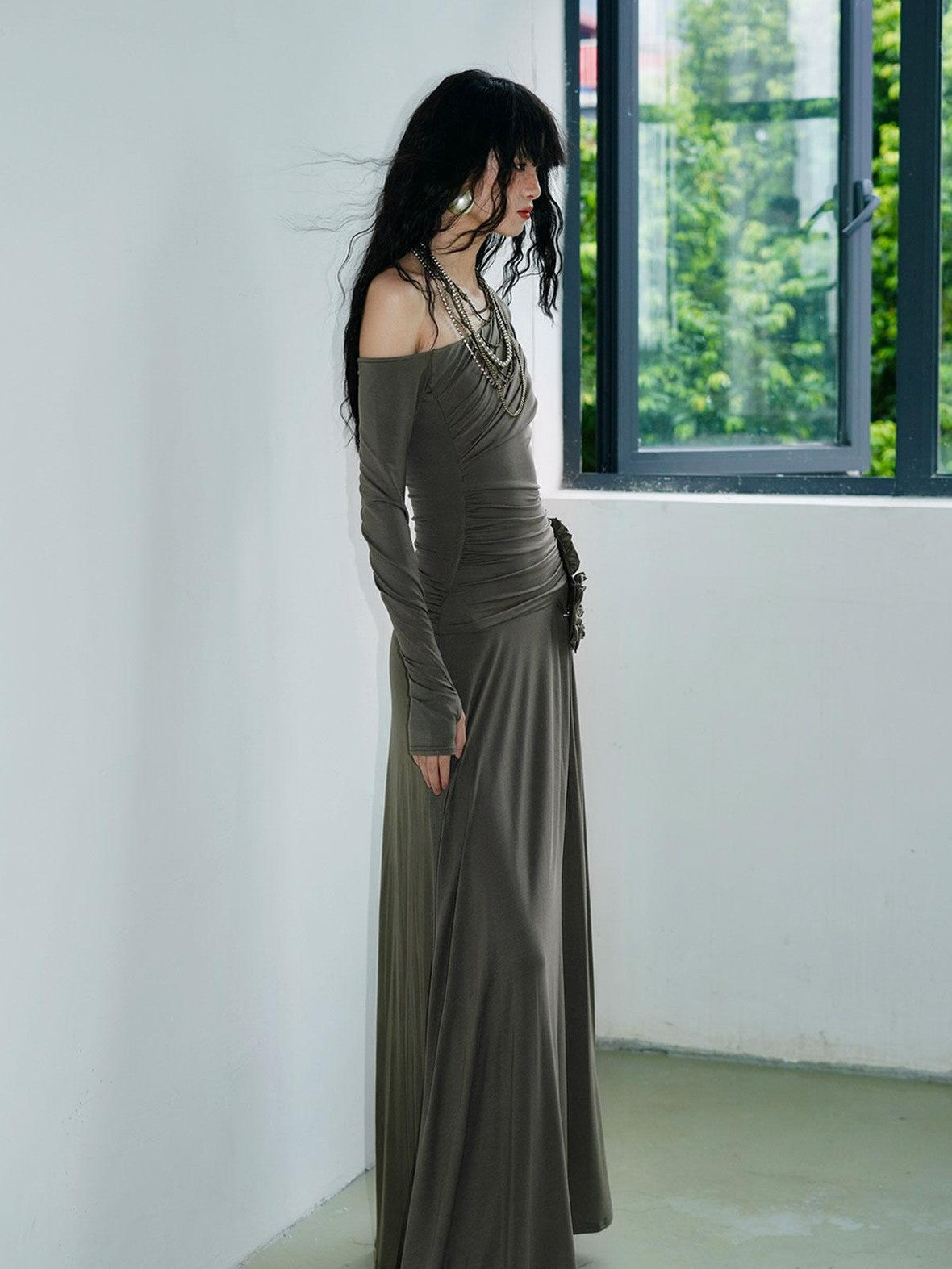 badtaste Western Pleated One Shoulder Removable Knot Women's Lyocell Casual Maxi Dresses