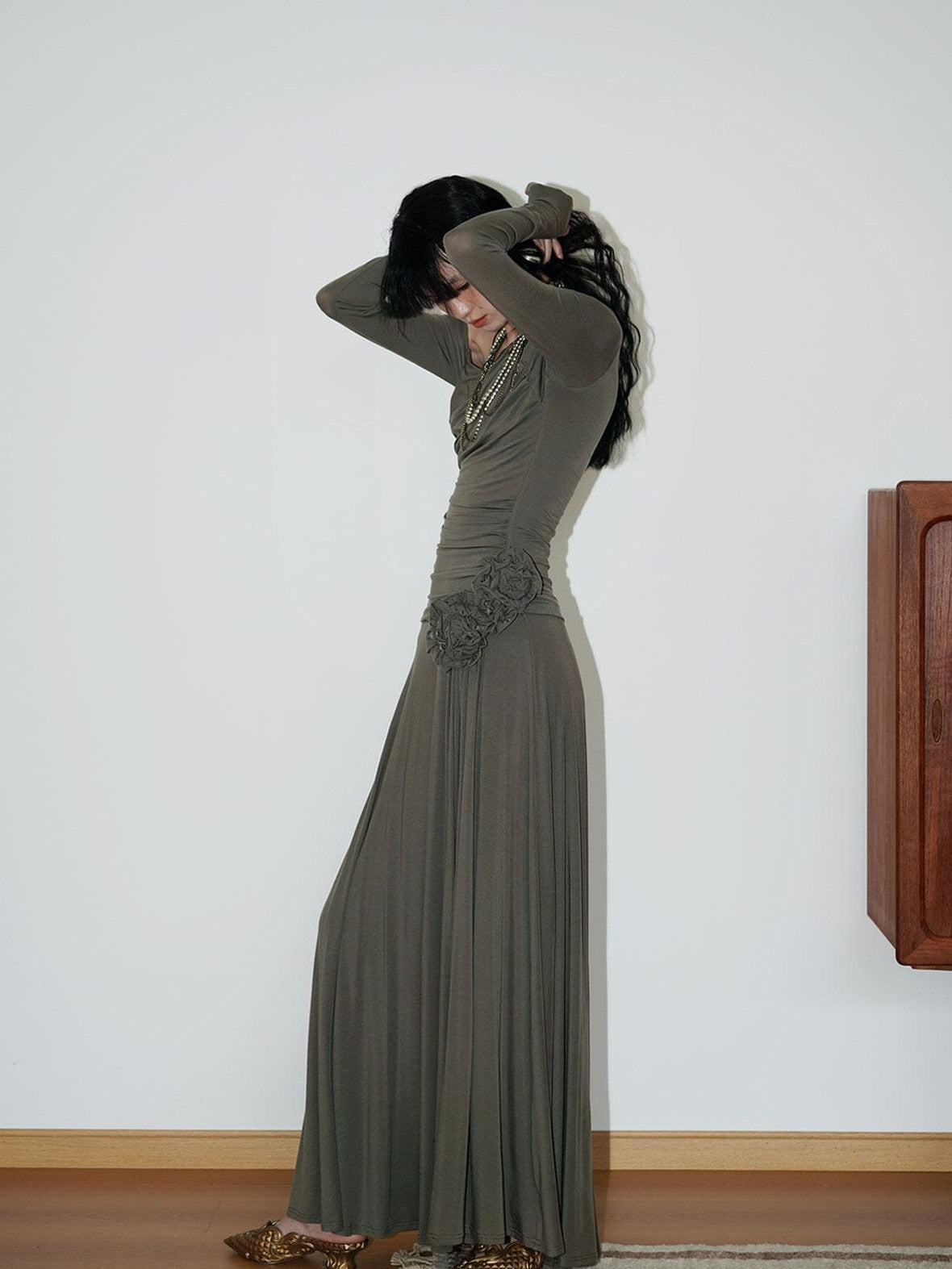 badtaste Western Pleated One Shoulder Removable Knot Women's Lyocell Casual Maxi Dresses