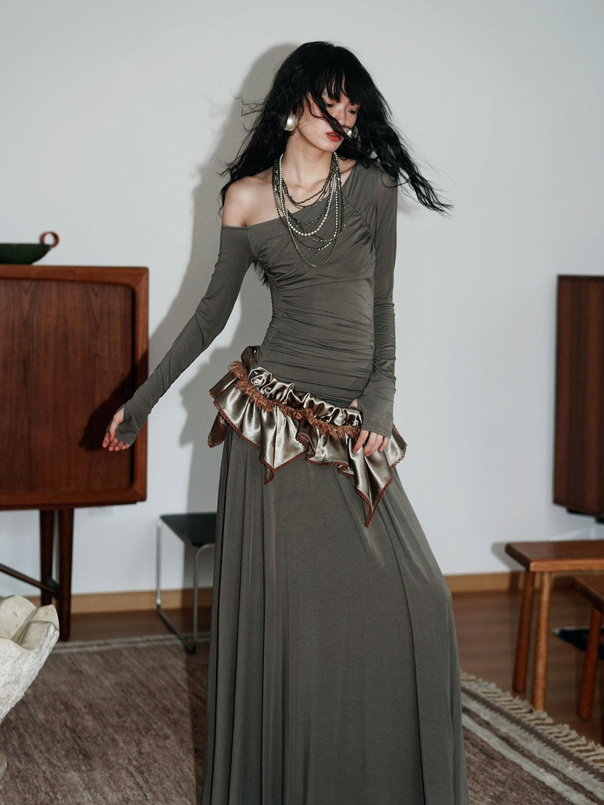 badtaste Western Pleated One Shoulder Removable Knot Women's Lyocell Casual Maxi Dresses