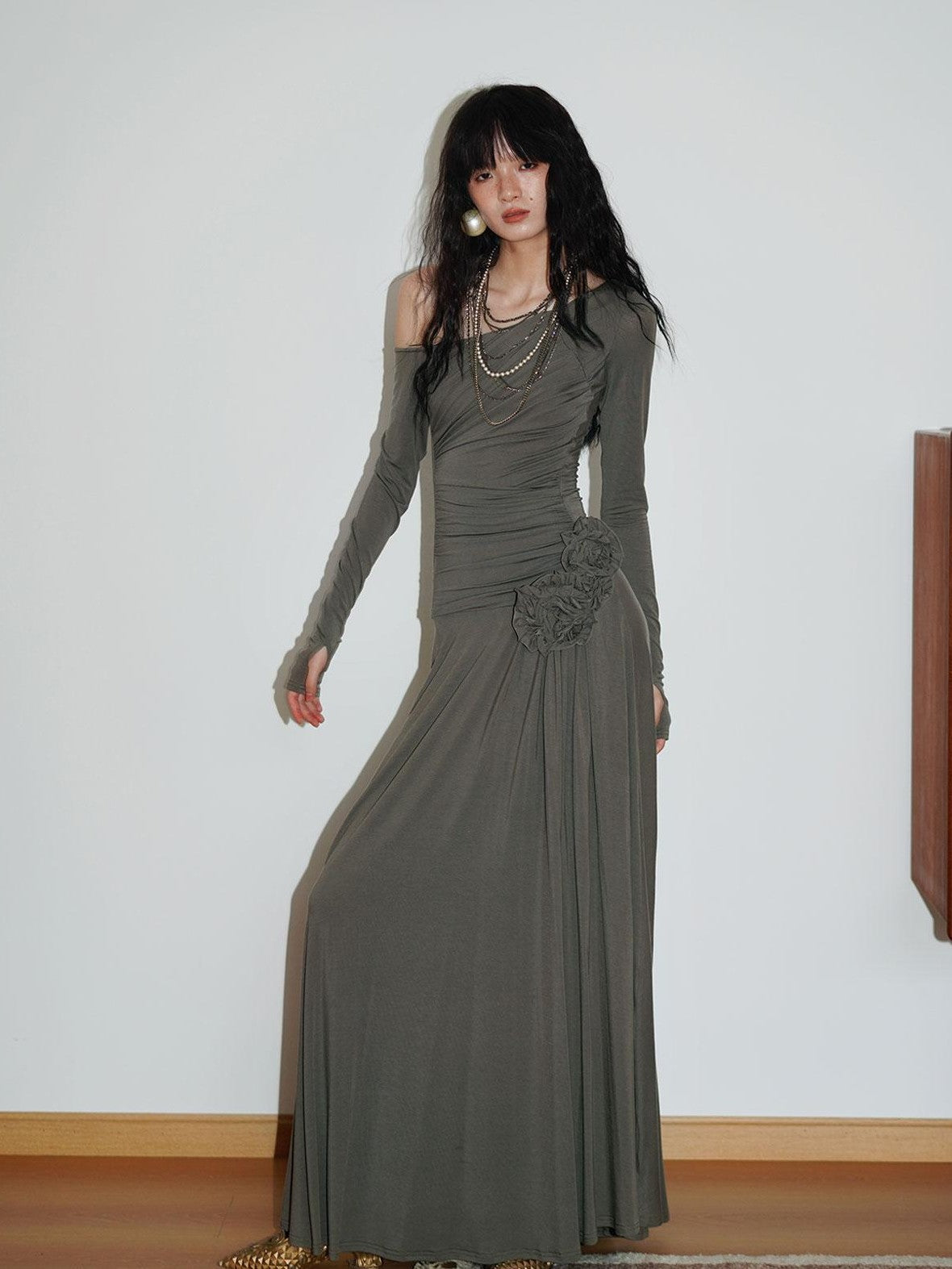 badtaste Western Pleated One Shoulder Removable Knot Women's Lyocell Casual Maxi Dresses