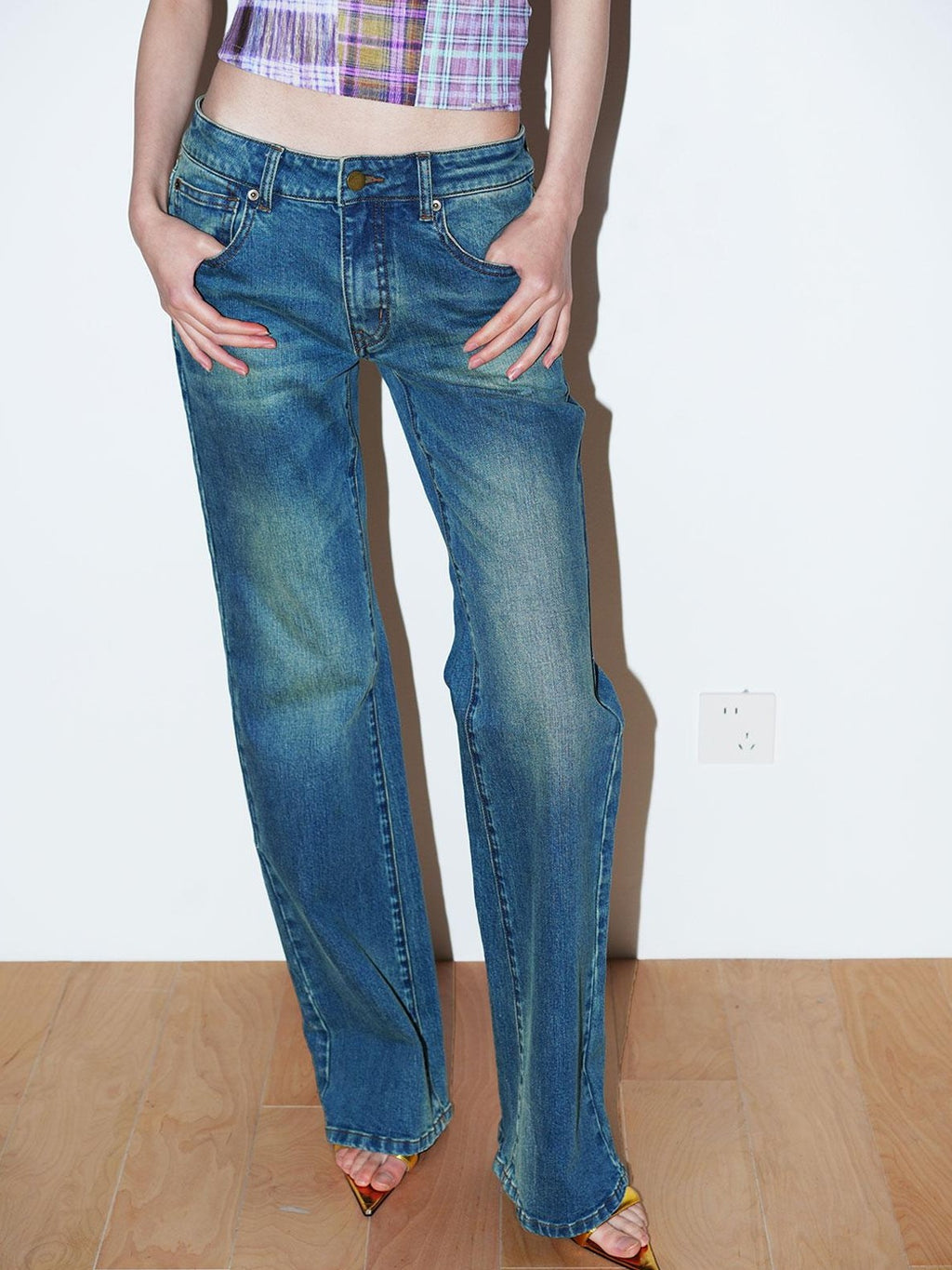 badtaste Western Retro Machine Embroidered Slim Low Waist Women's Denim Flare Jeans