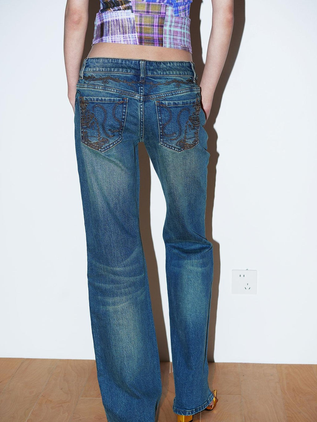 badtaste Western Retro Machine Embroidered Slim Low Waist Women's Denim Flare Jeans