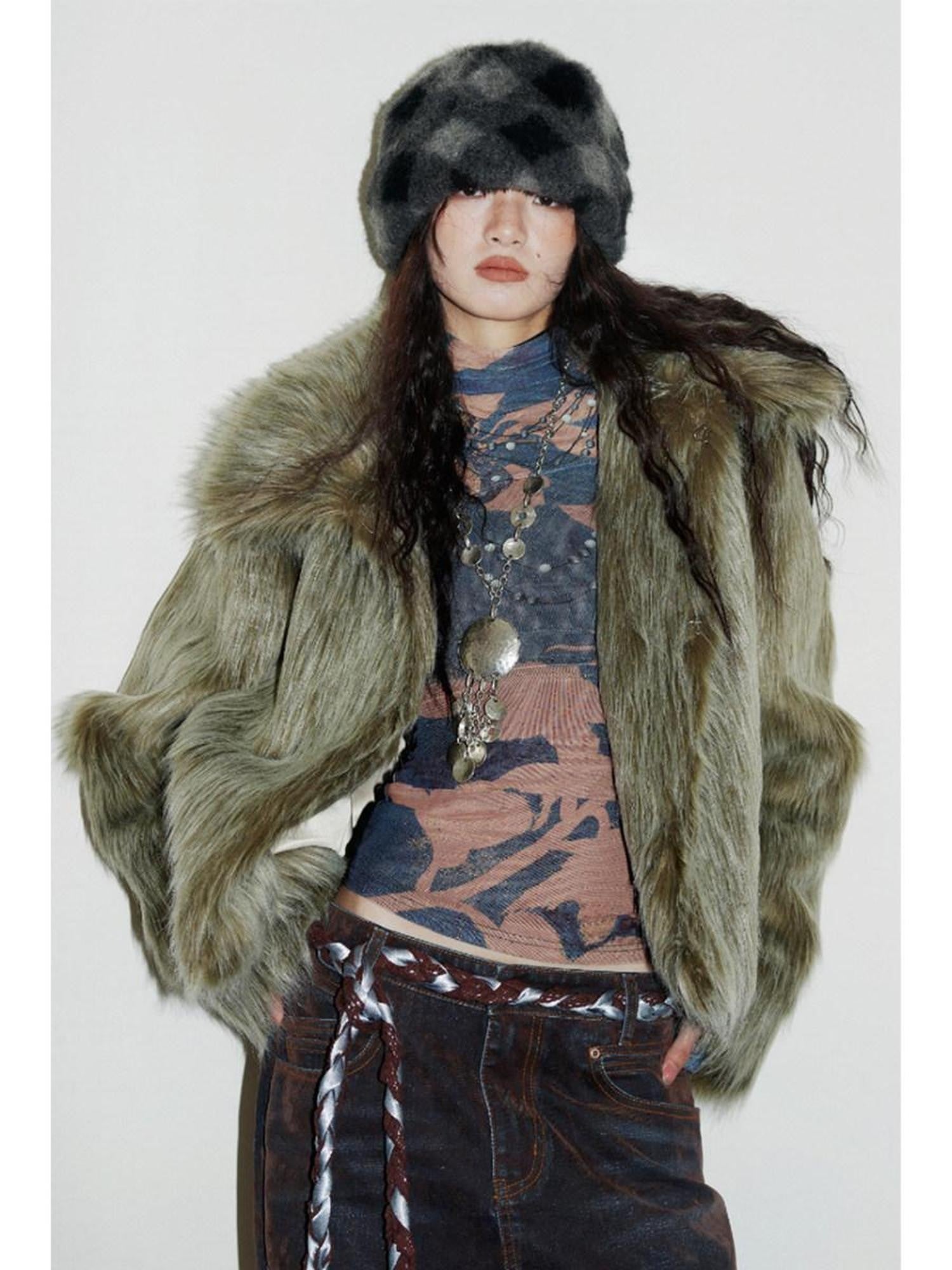 badtaste Western Retro Short Loose Plush Niche Design Women's Faux Fur Coats