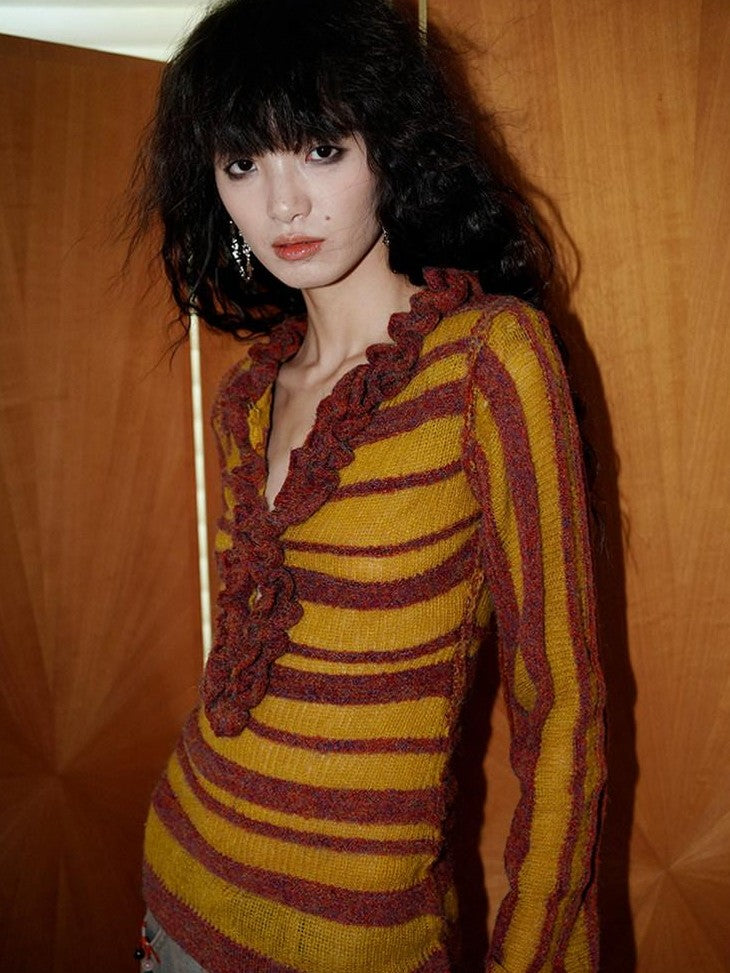 badtaste Western Striped Ruffle Edge V-neck Slim Women's Wool Blend Pullover Sweaters