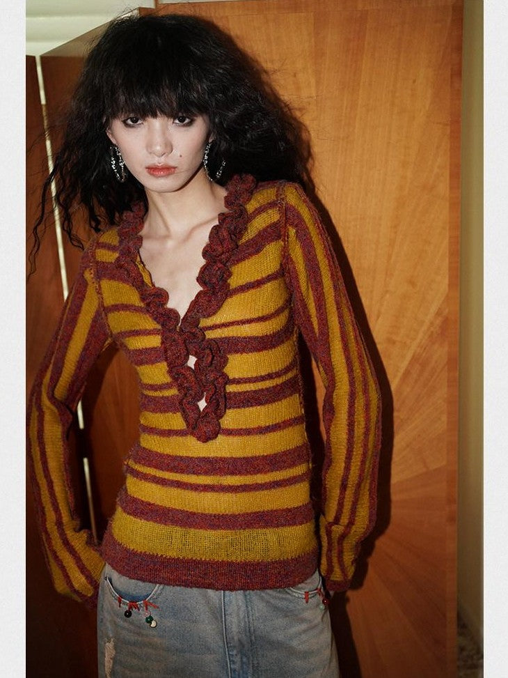 badtaste Western Striped Ruffle Edge V-neck Slim Women's Wool Blend Pullover Sweaters