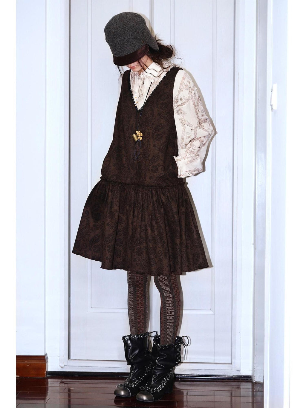 badtaste Western Vintage Lace Spliced V-neck Sleeveless Women's Suede Slip Midi Dresses