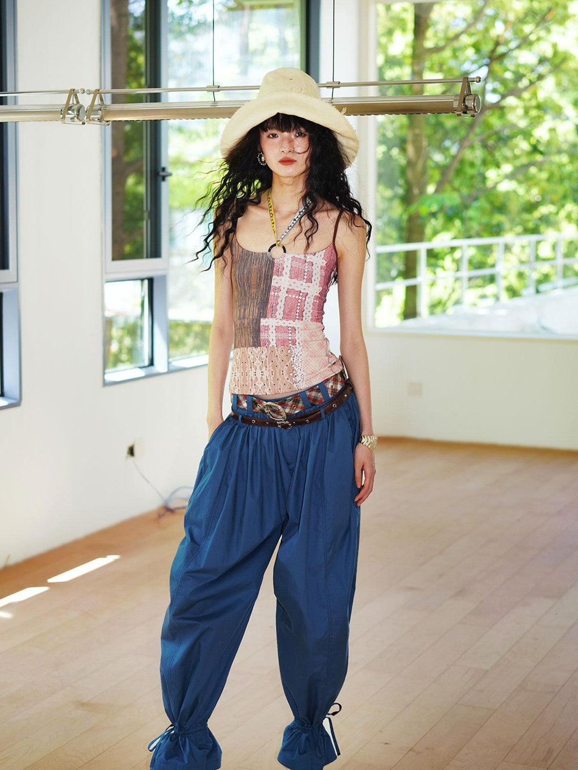 badtaste Western Vintage Solid Balloon Silhouette Cinched Cuff Women's Wide-leg Pants