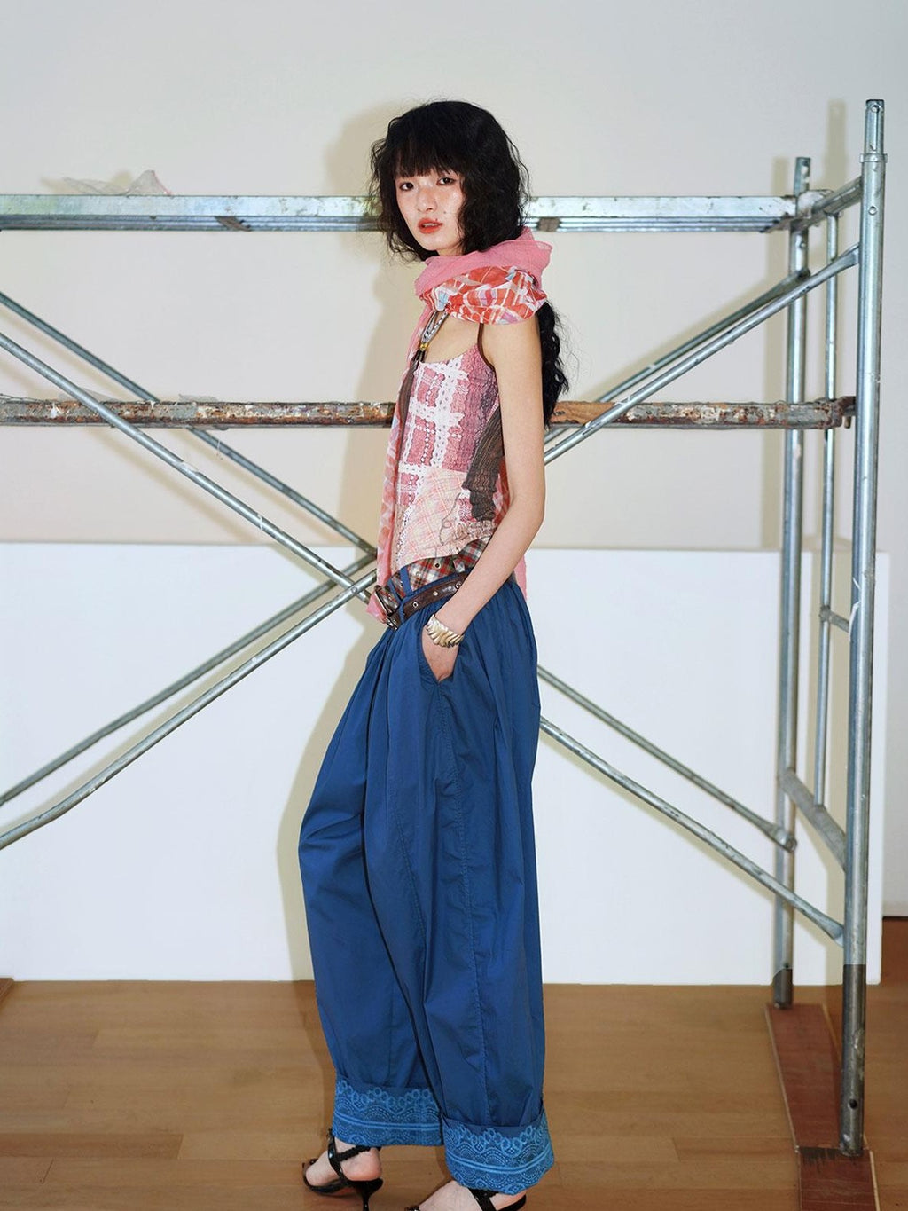 badtaste Western Vintage Solid Balloon Silhouette Cinched Cuff Women's Wide-leg Pants