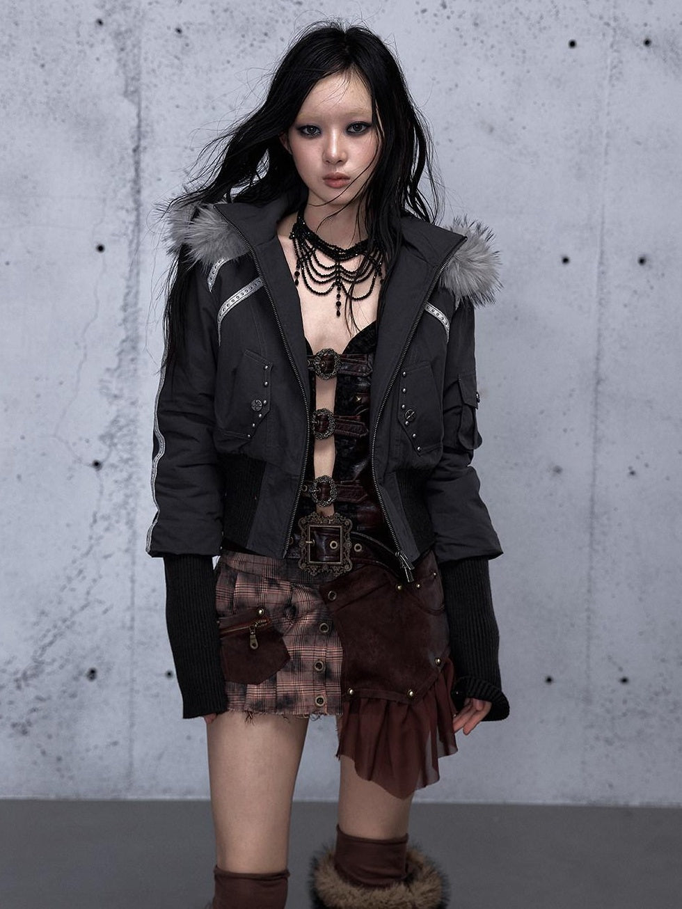NO ROMANCE Edgy Punk Slim Fit Hooded Cropped Short Sleeve Zipper Women Puffer Jackets