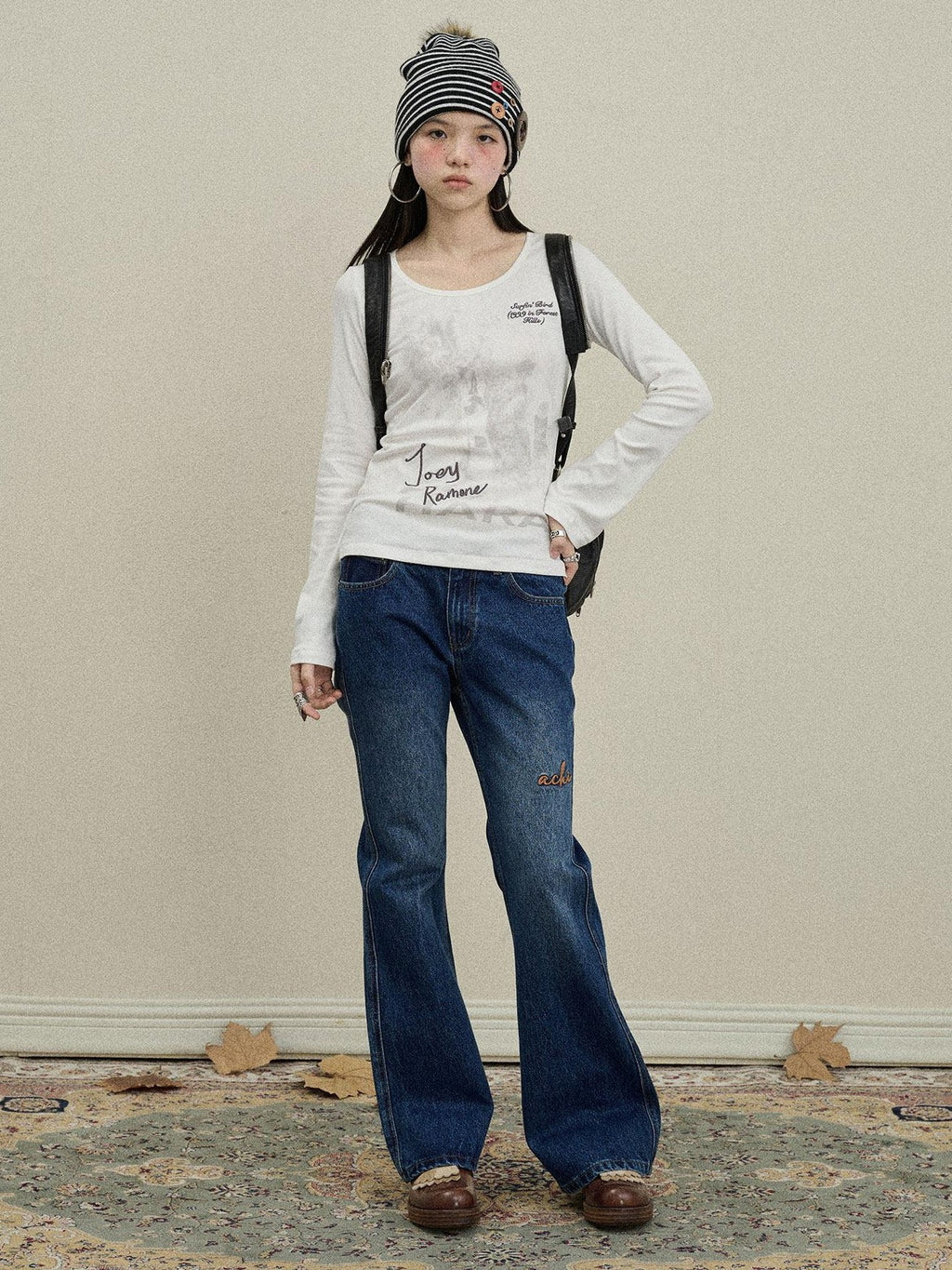 Achihara Slight Embroidered Distressed Wash Slim Women'S Denim Flare Jeans