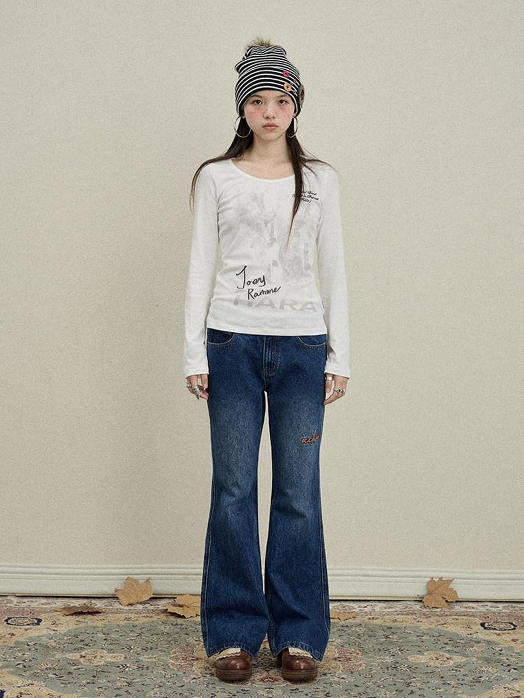 Achihara Slight Embroidered Distressed Wash Slim Women'S Denim Flare Jeans