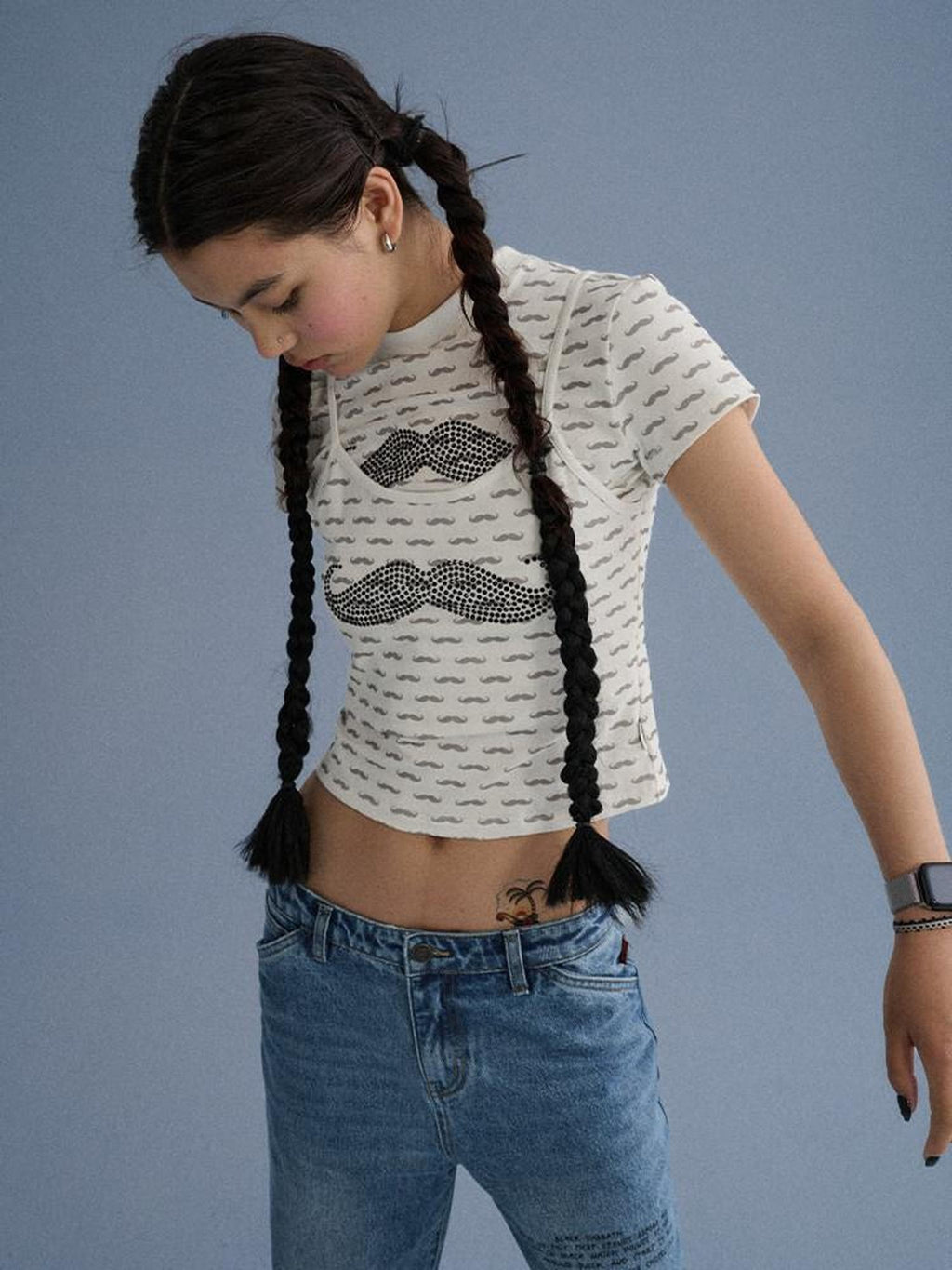Achihara Mustache And Lip Print Rhinestone Slim Fit Women'S Cotton Crop Tops