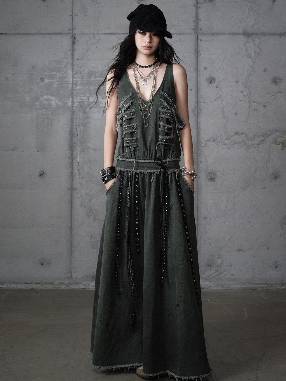 NO ROMANCE Washed Grunge Green Pocketed Punk A Line Loose V-neck Women Casual Midi Dresses