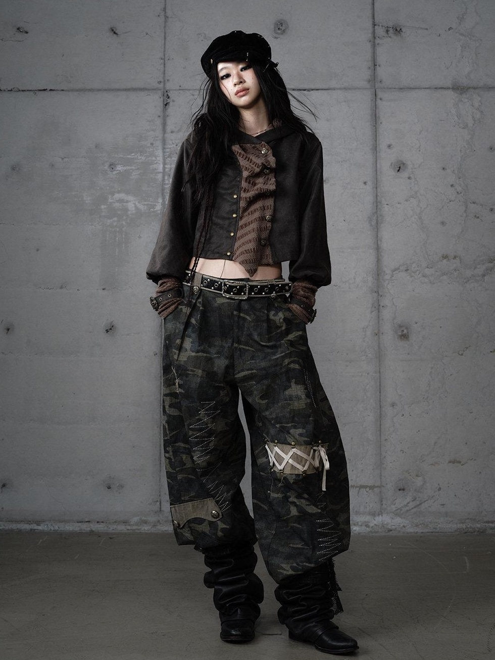 NO ROMANCE Embroidered Cotton Camo Casual Mid Rise Curved Cut Teen Girls Wide-Leg Pants