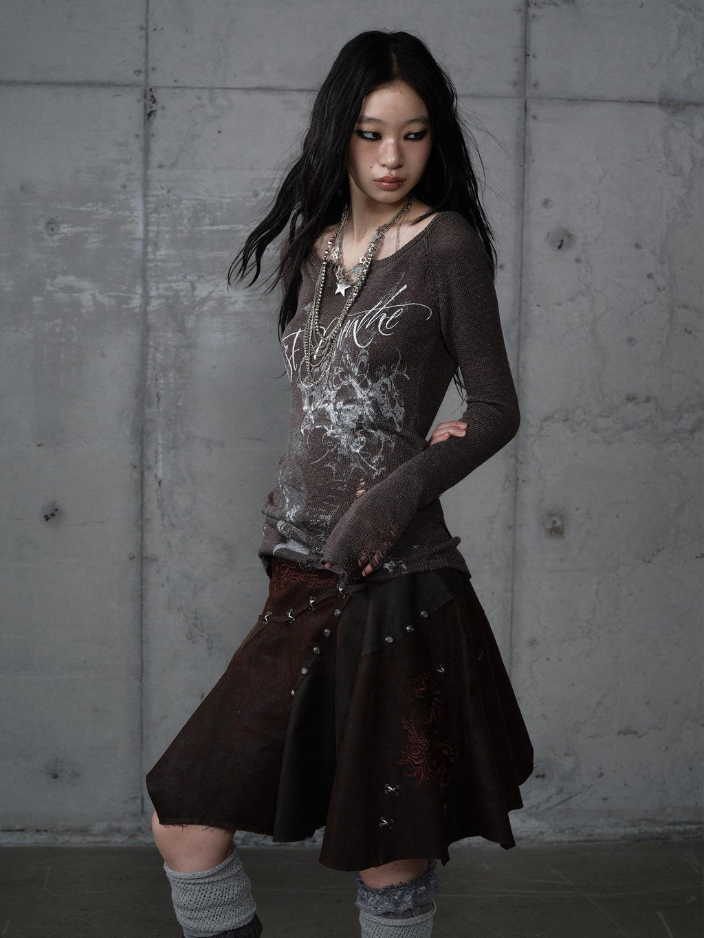 NO ROMANCE Embroidered Regal Asymmetric Mid Rise Loose Casual Girls Dark Brown Mini Skirts