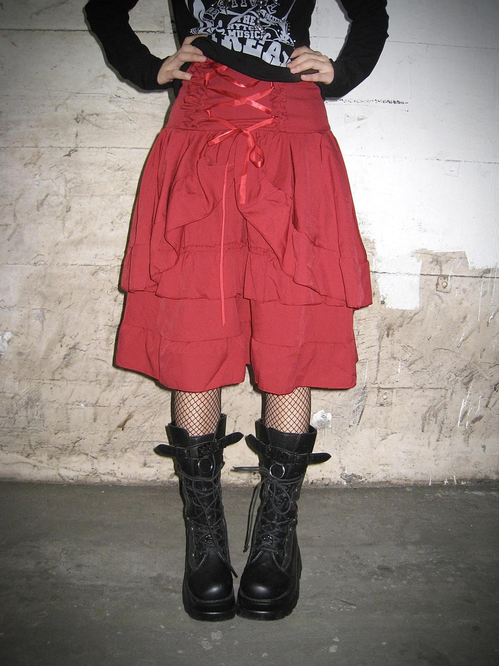 linzerooo Punk Red Vintage Tiered Loose Fit Polyester Women's Midi Skirts