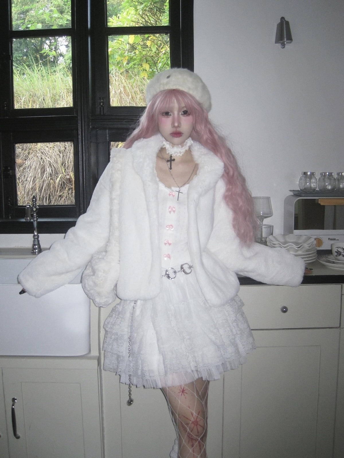 linzerooo_Y2k_Fuzzy_Faux_Fur_White_Women's_Sweet_Style_Puffer_Jackets_848662572279_MISSTT