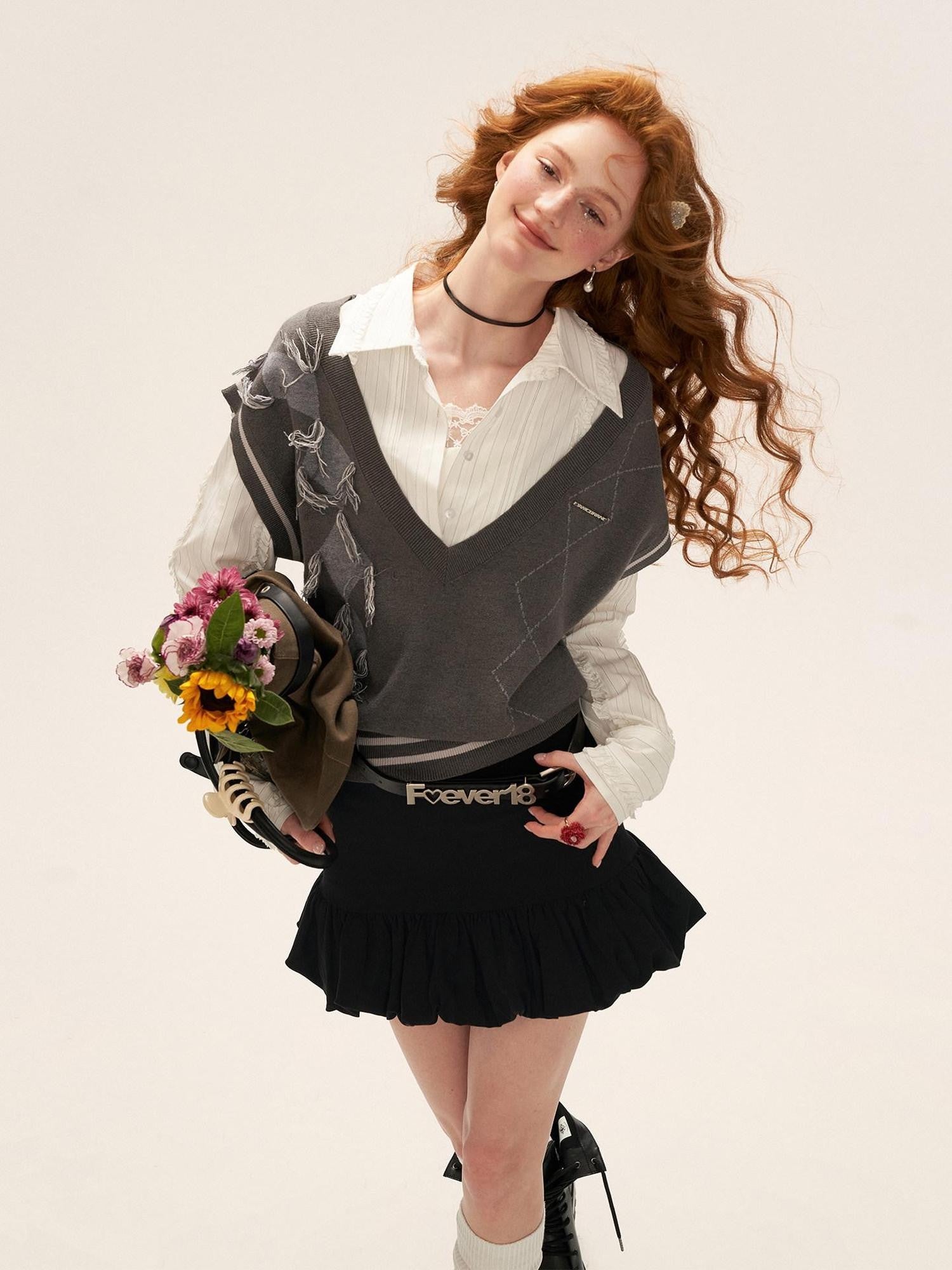 mamc Black Pleated Tulip Hem Hip Hugging Mid Rise Women's Rayon Blend Mini Skirts