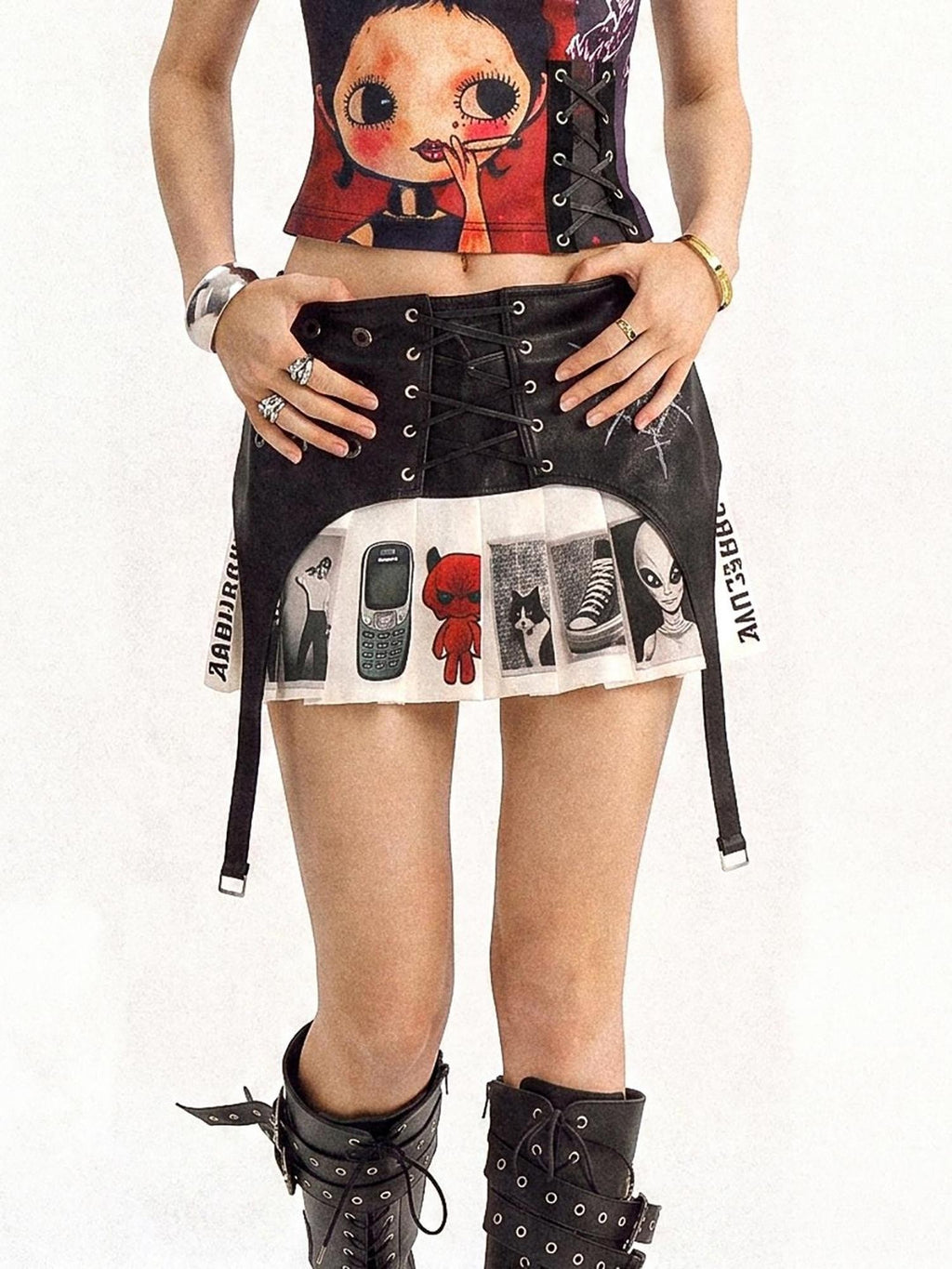 punknova Graffiti Pleated Low Waist Asymmetric Women's Mini Skirts