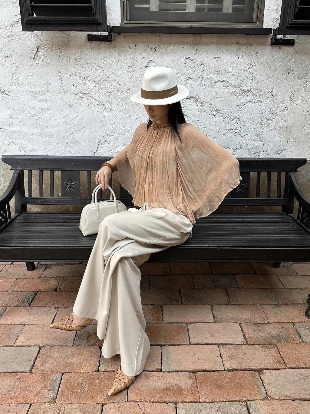rovente Almond Minimalist Low Waist Pockets Zipper Woven Women's Wide-leg Pants