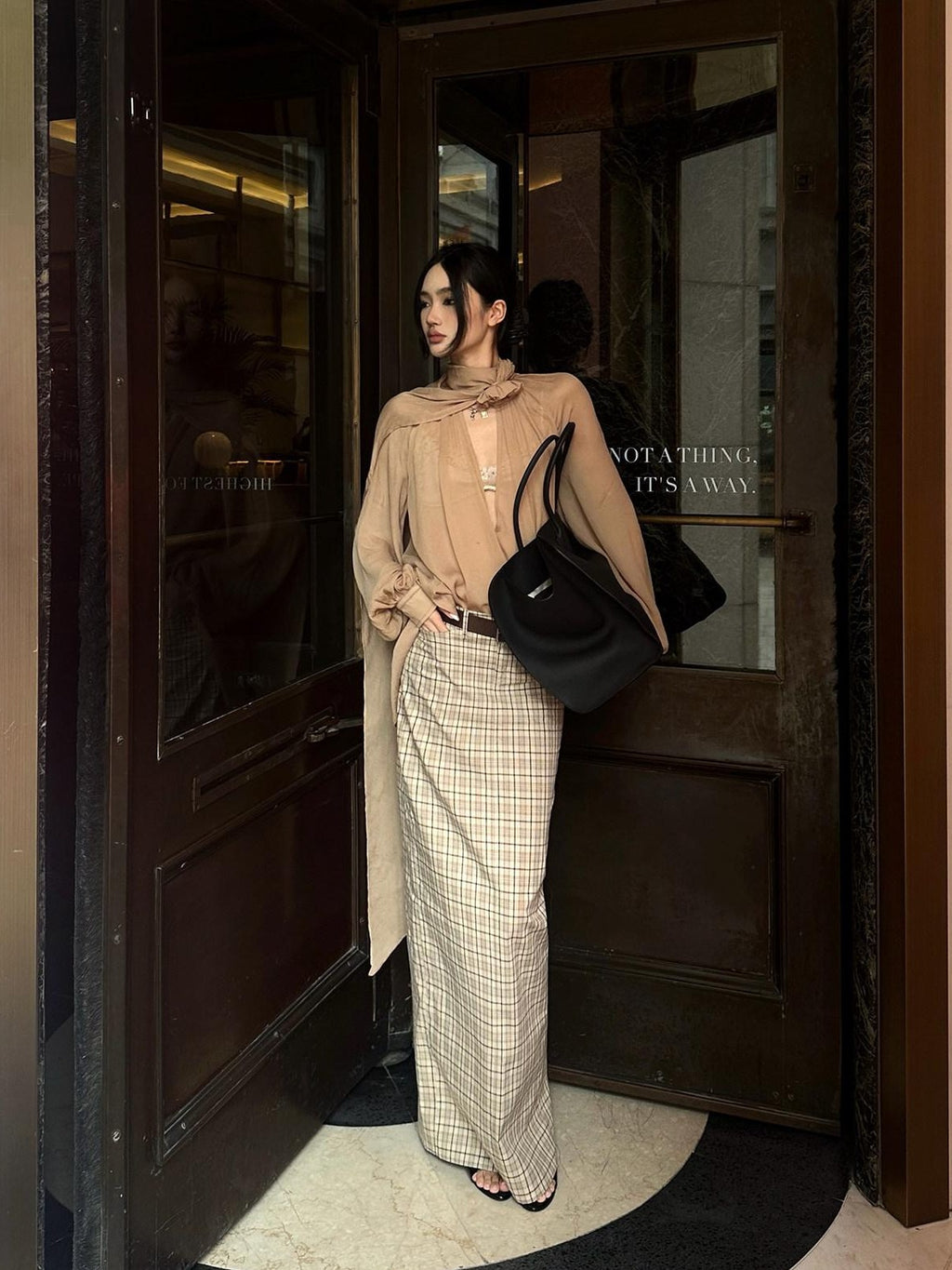 rovente Apricot Plaid Straight Mid Waist Back Slit Zipper Cotton Women's Maxi Skirts