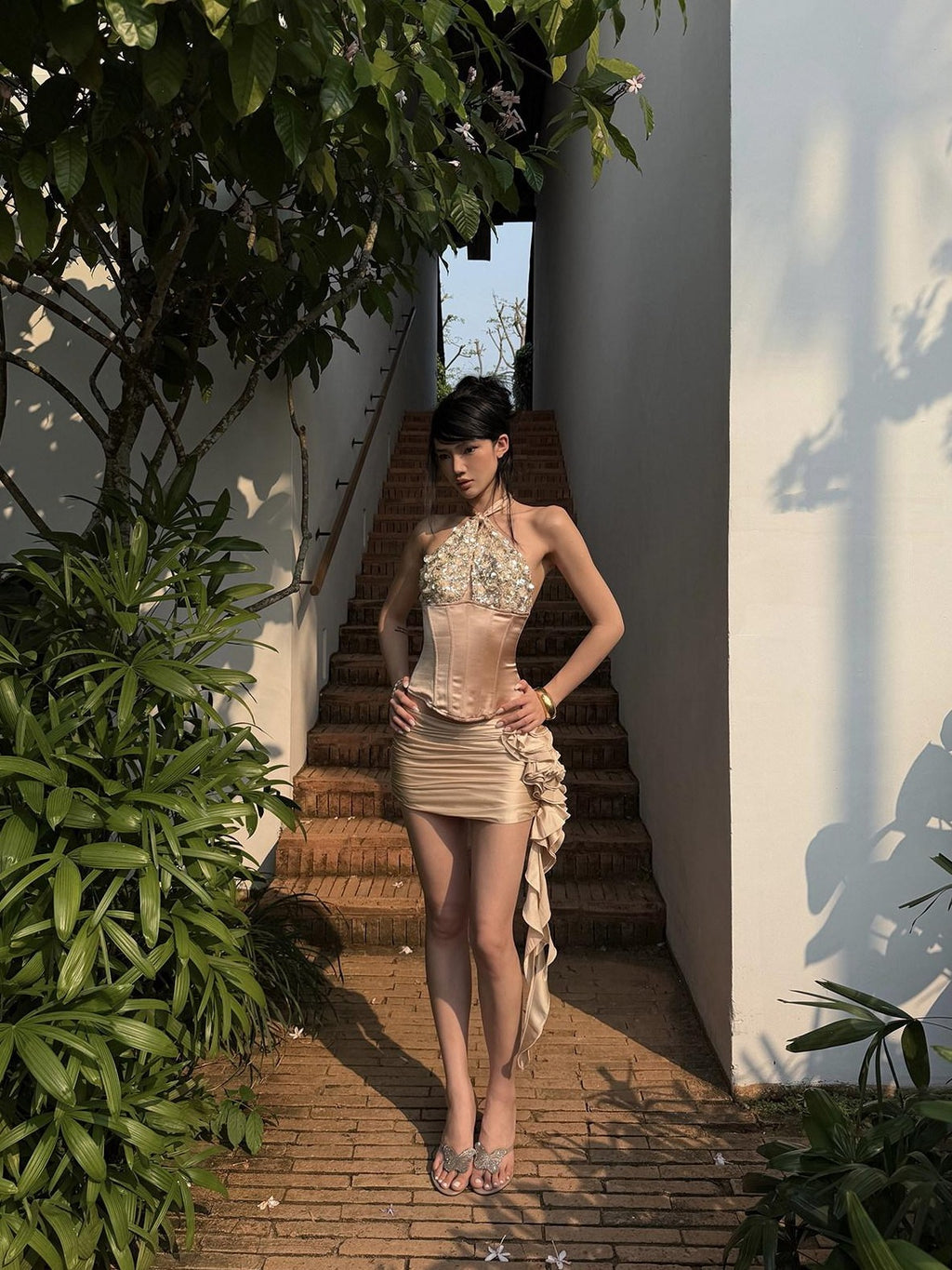 rovente Apricot Sequin Halter Neck Fishbone Boned Women's Halter Tops